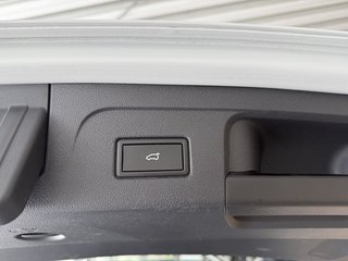 Volkswagen Touran 2.0 TDi Autom., LED Pano Kamera ACC 7-Sitze - bilder 10