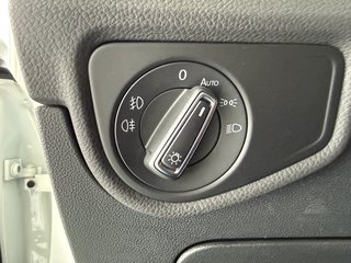 Volkswagen Touran 2.0 TDi Autom., LED Pano Kamera ACC 7-Sitze - bilder 14