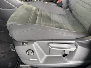 Volkswagen Touran 2.0 TDi Autom., LED Pano Kamera ACC 7-Sitze - bilder 13