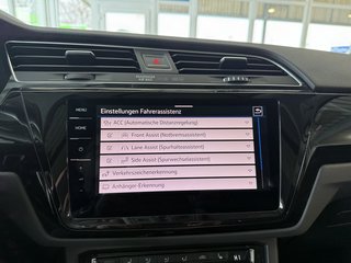Volkswagen Touran 2.0 TDi Autom., LED Pano Kamera ACC 7-Sitze - bilder 24