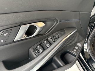 BMW 330 i xDrive M Sport Autom.. LED Navi Kamera ACC Allrad - bilder 10