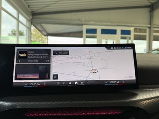 BMW 330 i xDrive M Sport Autom.. LED Navi Kamera ACC Allrad - bilder 15