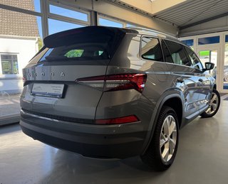 Skoda Kodiaq Style Automatik Navi MAtrix LED AHK schwenkb. ACC - foto 5