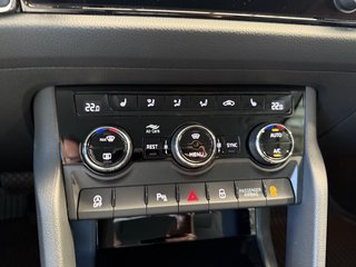 Skoda Kodiaq Style Automatik Navi MAtrix LED AHK schwenkb. ACC - foto 12