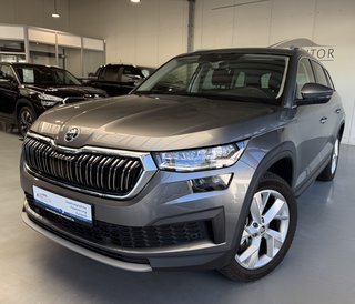 Skoda Kodiaq Style Automatik Navi MAtrix LED AHK schwenkb. ACC - foto 28