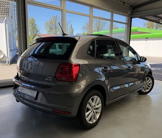 Volkswagen Polo V Comfortline Pano Multilenkrad Navi Winterpaket - photo 4