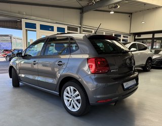 Volkswagen Polo V Comfortline Pano Multilenkrad Navi Winterpaket - photo 3