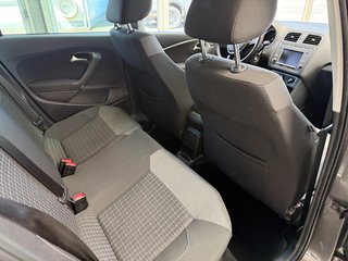 Volkswagen Polo V Comfortline Pano Multilenkrad Navi Winterpaket - photo 10