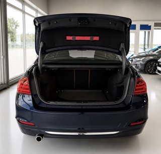 BMW 320 d Luxury Line Autom., Xenon Leder Navi 360Kamera - bilder 1