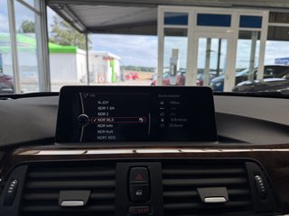 BMW 320 d Luxury Line Autom., Xenon Leder Navi 360Kamera - bilder 21