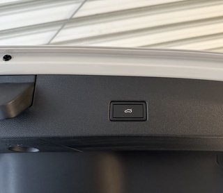 Volkswagen T-Roc R-Line Autom., IQ Light IQ Drive Kamera CarPlay - photo 6