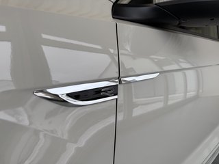 Volkswagen T-Roc R-Line Autom., IQ Light IQ Drive Kamera CarPlay - photo 23