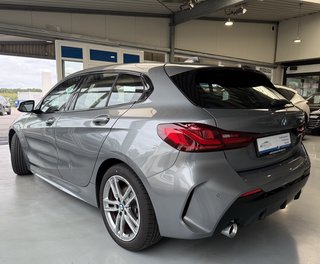 BMW 118 i M Sport Autom., LED Navi PDC Tempomat - bilder 4