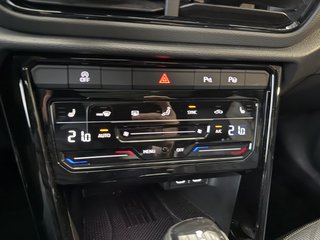 Volkswagen T-Roc R-Line Black Style Sport Autom., IQ Light Pano IQ Drive Kamera - photo 22