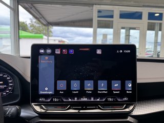 CUPRA Leon Sportstourer FR Sport Autom., LED AHK ACC Virtual Kamera - foto 20