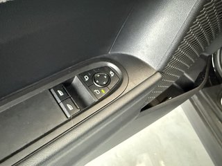 MINI Cooper S Sport Autom., LED Kamera Pano Navi Neues Modell! - photo 6