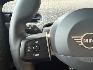 MINI Cooper S Sport Autom., LED Kamera Pano Navi Neues Modell! - photo 8