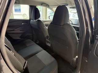 Nissan Qashqai N-Connecta LED ACC 360Kamera Navi Winterp. - bilder 9
