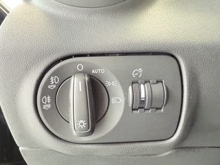 Audi A1 Sportback S-Line Xenon PDC Multilenkr. Navi Bluetooth - bilder 7