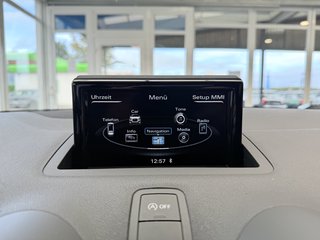 Audi A1 Sportback S-Line Xenon PDC Multilenkr. Navi Bluetooth - bilder 16