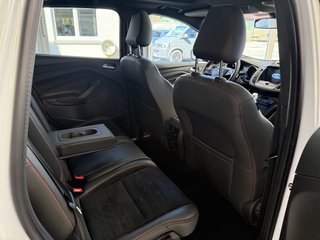 Ford Kuga ST-Line Pano AHKK Allrad Automatik Allwetterreifen - photo 2