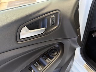 Ford Kuga ST-Line Pano AHKK Allrad Automatik Allwetterreifen - photo 8