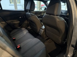 Peugeot 2008 Allure Autom., LED CarPlay Virtual ACC Kamera - bilder 2