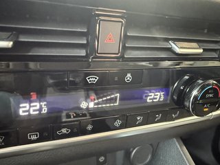 Nissan Qashqai Acenta Autom., LED ACC CarPlay AHK - foto 17