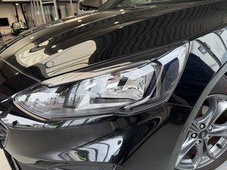 Ford Focus ST-Line Automatik Navi LED Winterpaket Allwetterreifen - bilder 7