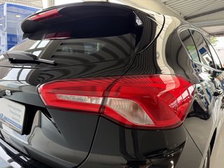 Ford Focus ST-Line Automatik Navi LED Winterpaket Allwetterreifen - bilder 8