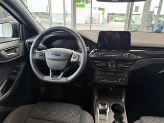 Ford Focus ST-Line Automatik Navi LED Winterpaket Allwetterreifen - bilder 3
