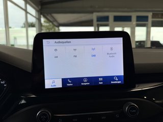Ford Focus ST-Line Automatik Navi LED Winterpaket Allwetterreifen - bilder 16