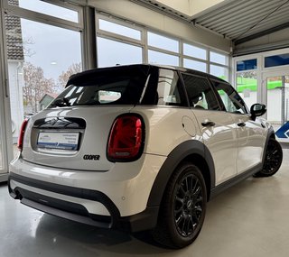 MINI Cooper Sport Autom., LED Navi Kamera Tempomat - foto 5