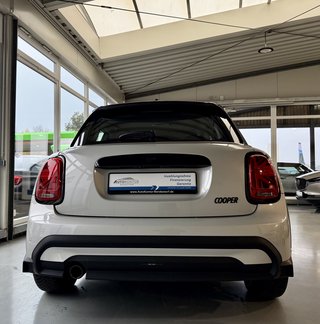 MINI Cooper Sport Autom., LED Navi Kamera Tempomat - foto 6