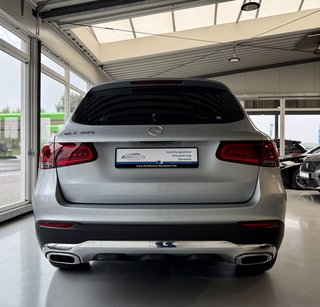 Mercedes-Benz GLC 300 4Matic Autom., LED Navi Virtual Kamera - bilder 7