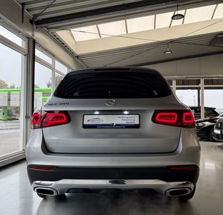 Mercedes-Benz GLC 300 4Matic Autom., LED Navi Virtual Kamera - bilder 27