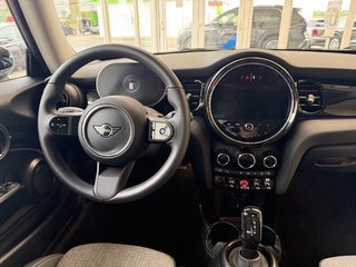MINI Cooper S Sport Autom., LED Kamera CarPlay Tempomat - bilder 3