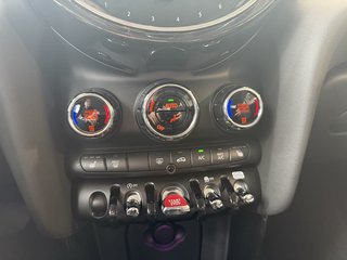 MINI Cooper S Sport Autom., LED Kamera CarPlay Tempomat - bilder 12