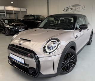 MINI Cooper S Sport Autom., LED Kamera CarPlay Tempomat - bilder 23