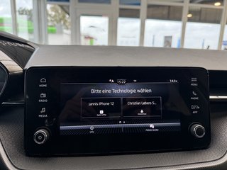 Skoda Fabia Autom., LED Virtual Sitzhzg. CarPlay - bilder 17