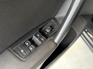 Volkswagen Tiguan Life Autom., LED AHK ACC Navi HuD - bilder 7