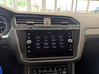 Volkswagen Tiguan Life Autom., LED AHK ACC Navi HuD - bilder 14