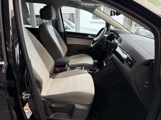 Volkswagen Touran Highline Autom. LED Navi 7-Sitzer AHK - photo 1