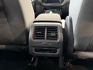 Volkswagen Touran Highline Autom. LED Navi 7-Sitzer AHK - photo 6