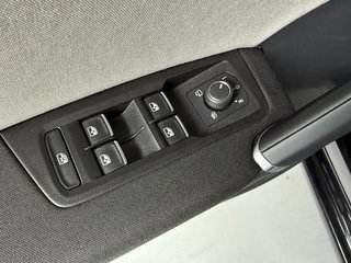 Volkswagen Touran Highline Autom. LED Navi 7-Sitzer AHK - photo 9