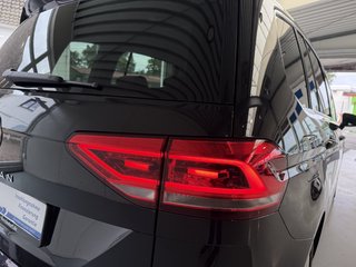 Volkswagen Touran Highline Autom. LED Navi 7-Sitzer AHK - photo 24