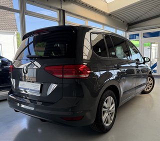 Volkswagen Touran Comfortline Autom., Navi 7-Sitzer Kamera AHK - photo 5