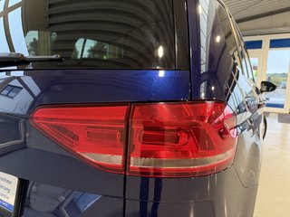 Volkswagen Touran Autom., ACC 7-Sitzer  Kamera AHK - bilder 9