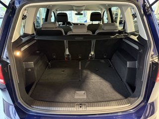 Volkswagen Touran Autom., ACC 7-Sitzer  Kamera AHK - bilder 6