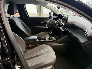 Peugeot 208 Allure  LED ACC CarPlay Kamera - bilder 9